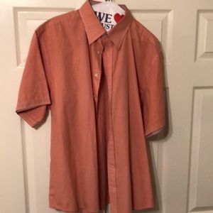 Short sleeve button down